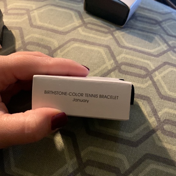 AVON - Birthstone - Color Tennis Bracelet ~ January - Picture 4 of 4